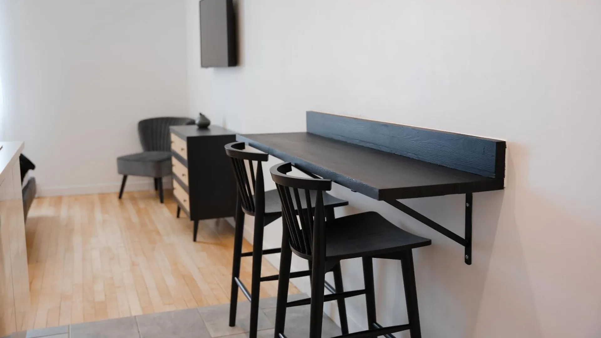 #3 - Chic Studio - Self Check In - Plateau - St-Denis - Ac - Tv Montréal